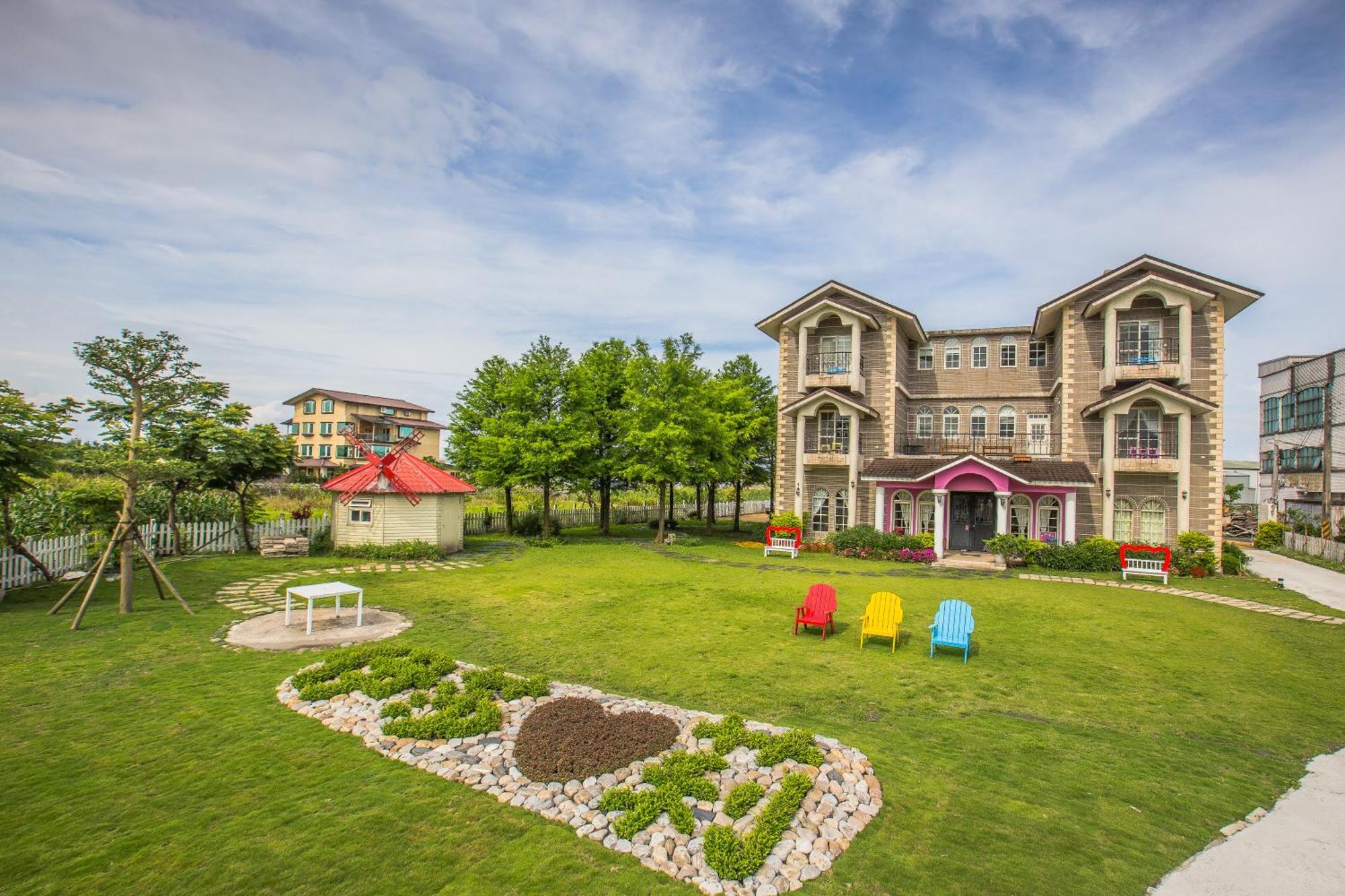 伊莎愛莉溜滑梯親子民宿 Wujie Exterior photo
